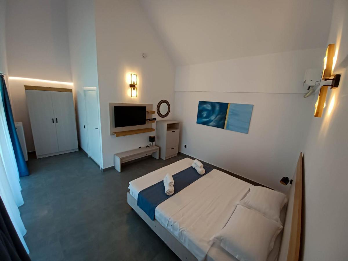 Hotel Déjà Blue - ADULT ONLY à Sfântu Gheorghe Extérieur photo